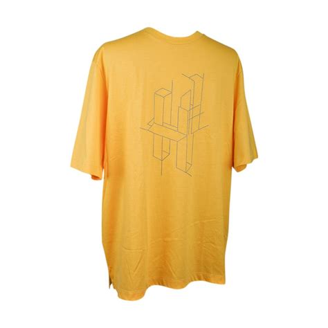 hermes jaune d'or|Hermes yellow shirt.